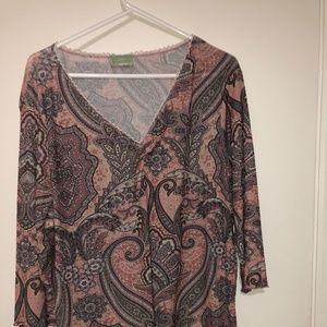 Paisley Pink V neck